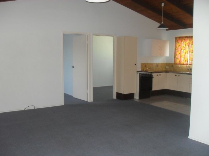 1 Dunbar Street, Browns Plains QLD 4118