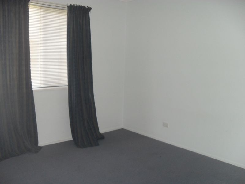 1 Dunbar Street, Browns Plains QLD 4118