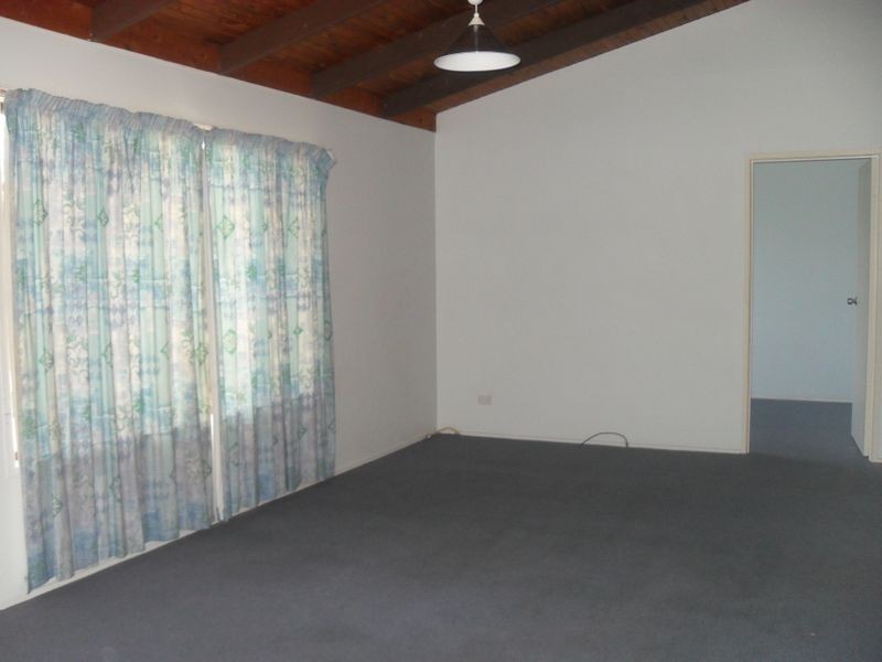 1 Dunbar Street, Browns Plains QLD 4118