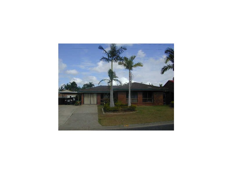99 Estramina Road, Regents Park QLD 4118
