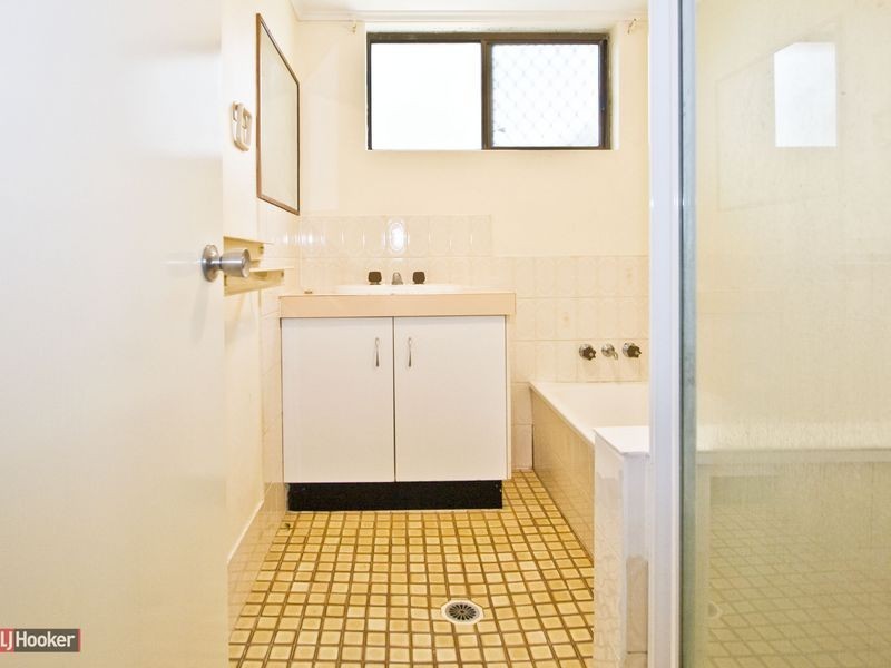 6/81 Station Road, Logan Central QLD 4114