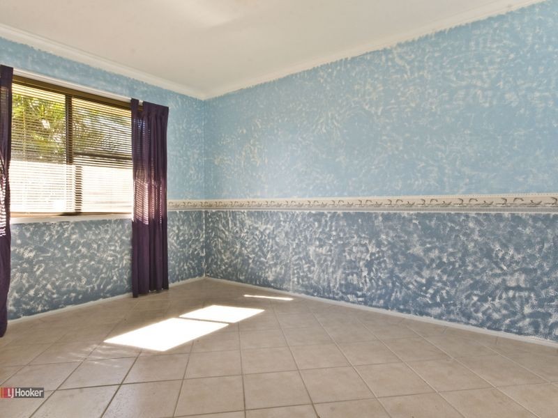 12 Dryade Street, Regents Park QLD 4118