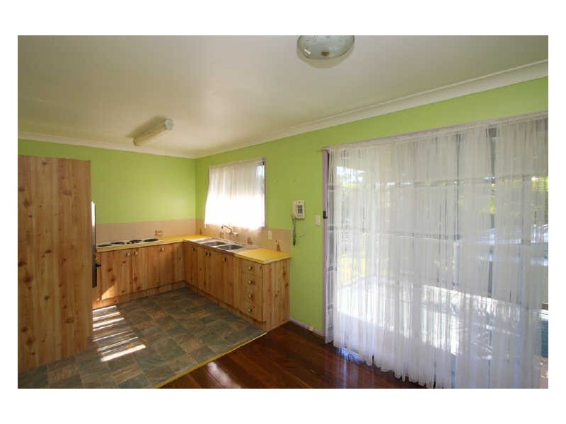18 Estramina Road, Regents Park QLD 4118