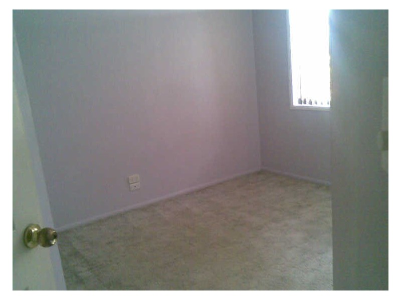 8 Olivia Court, Regents Park QLD 4118