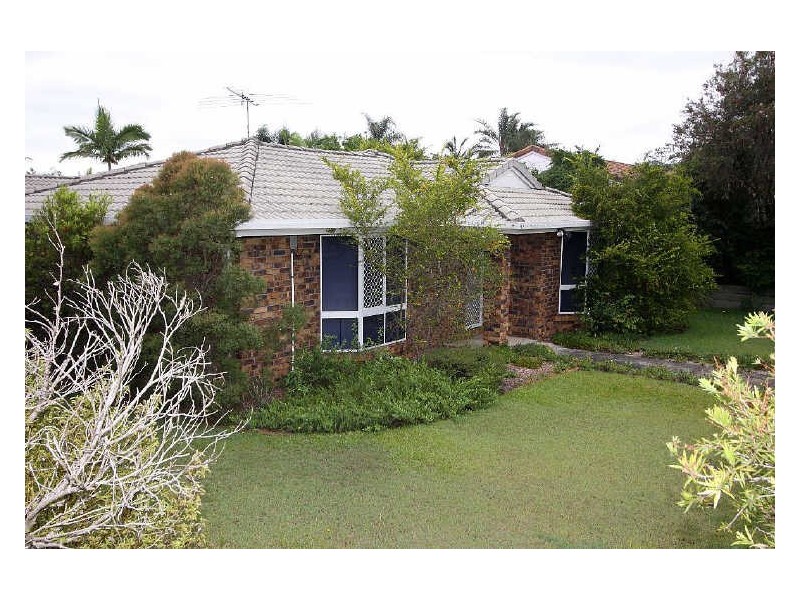 8 Olivia Court, Regents Park QLD 4118