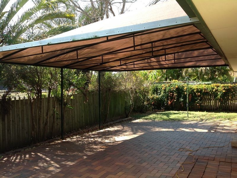 4 Gumview Close, Regents Park QLD 4118