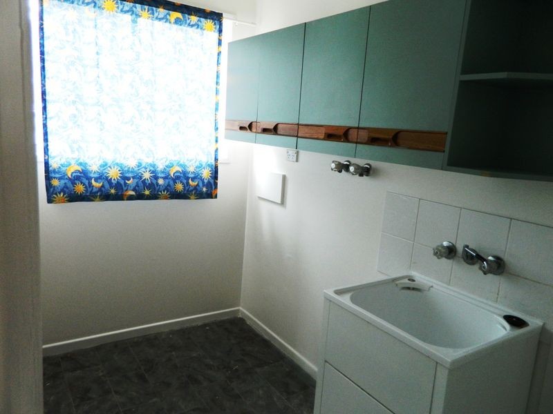2 Poplar Street, Crestmead QLD 4132