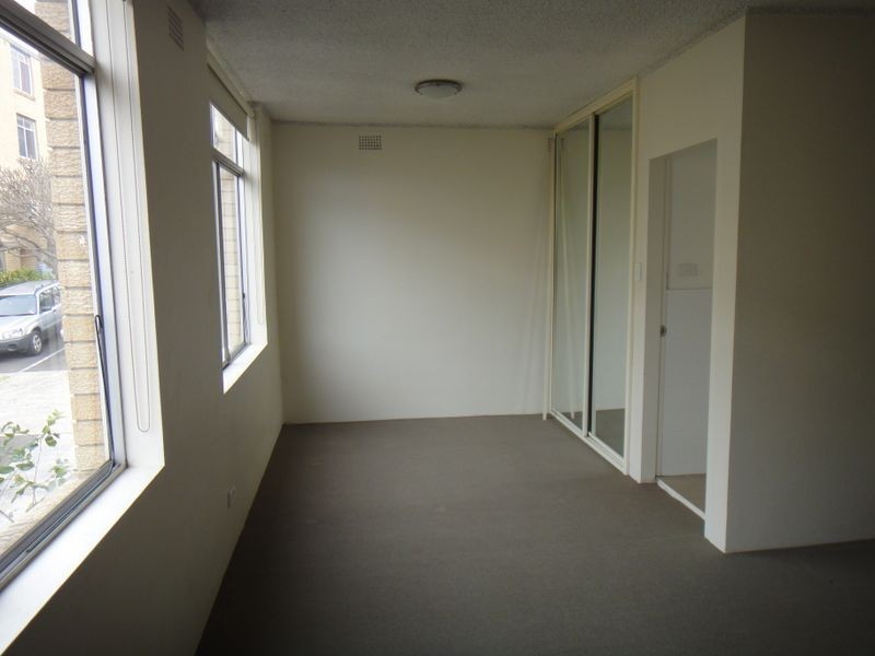 6/4 Avona Ave, Glebe NSW 2037