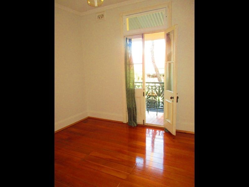 11 Lyndhurst Street, Glebe NSW 2037