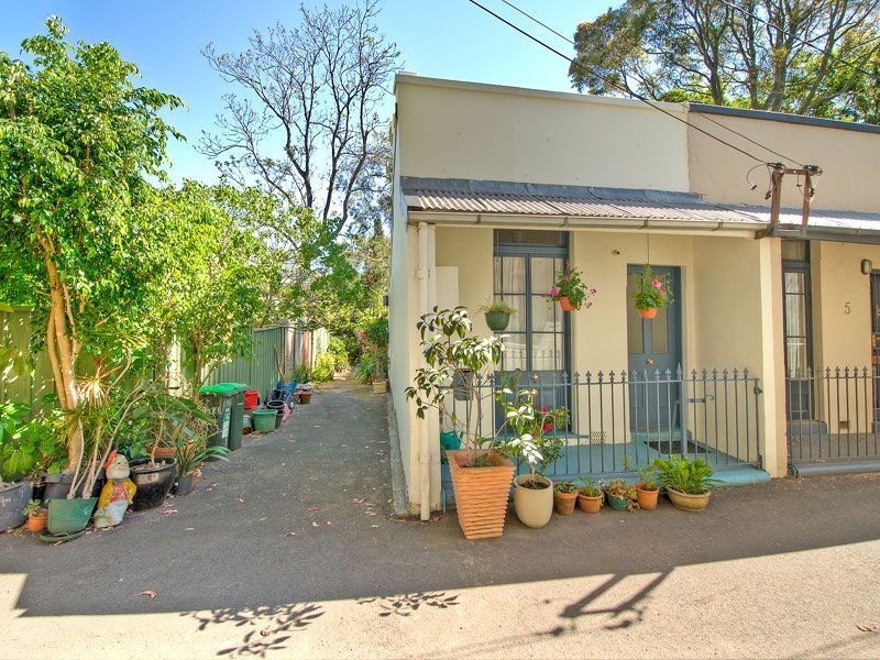 6 Bakers Lane, Forest Lodge NSW 2037