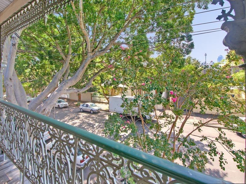 2 Colbourne Avenue, Glebe NSW 2037