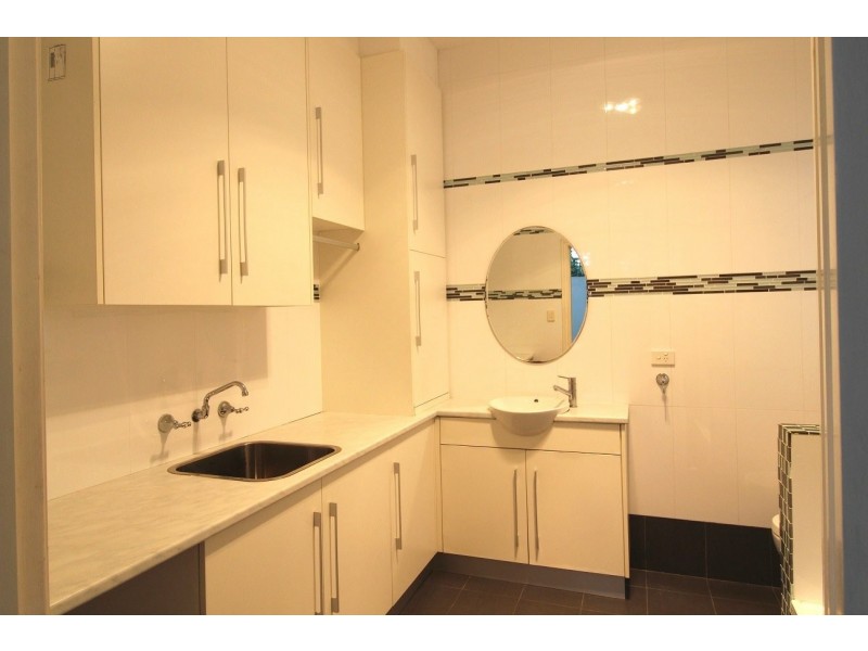 31 Creek Street, Forest Lodge NSW 2037