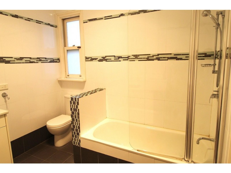 31 Creek Street, Forest Lodge NSW 2037