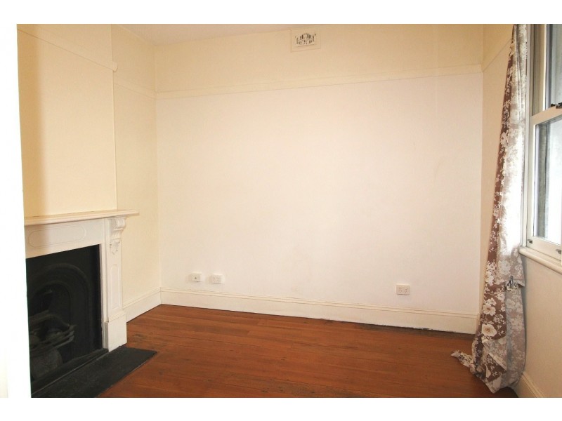 31 Creek Street, Forest Lodge NSW 2037