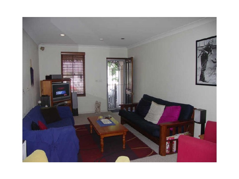 16 Colbourne Avenue, Glebe NSW 2037
