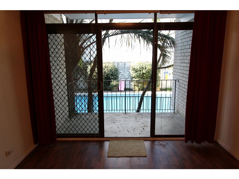 Unit 10/77 Hereford Street, Forest Lodge NSW 2037