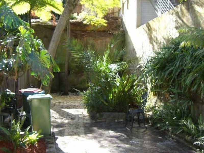 11 Creek Street, Forest Lodge NSW 2037