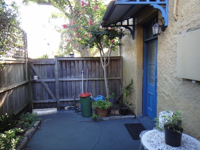 18a Upper Road, Glebe NSW 2037