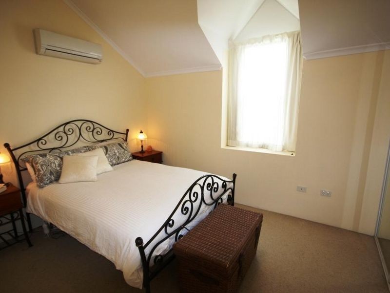 8/131 Glebe Point Road, Glebe NSW 2037