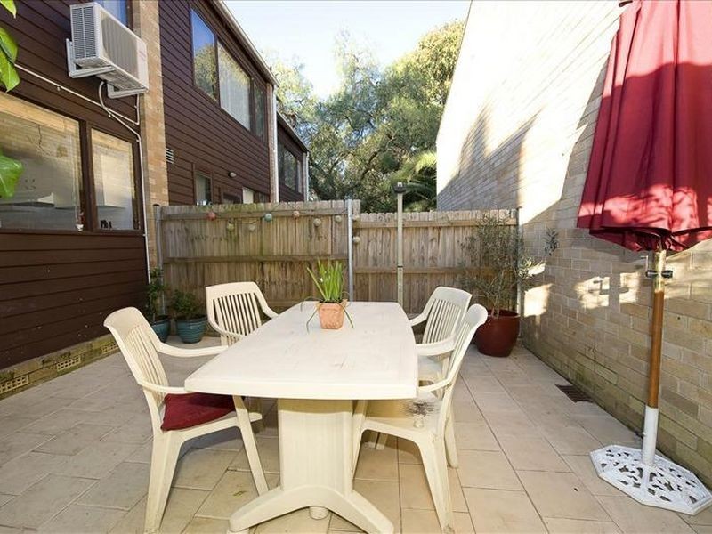 8/74-76 Floss Street, Hurlstone Park NSW 2193