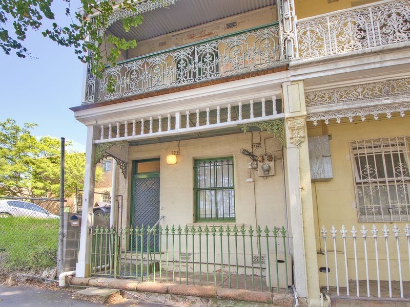 2 Colbourne Avenue, Glebe NSW 2037