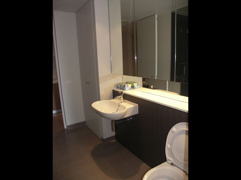 508/3 Sterling Circuit, Camperdown NSW 2050