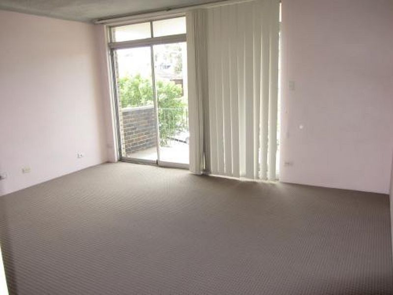 8/70A Wigram Road, Glebe NSW 2037