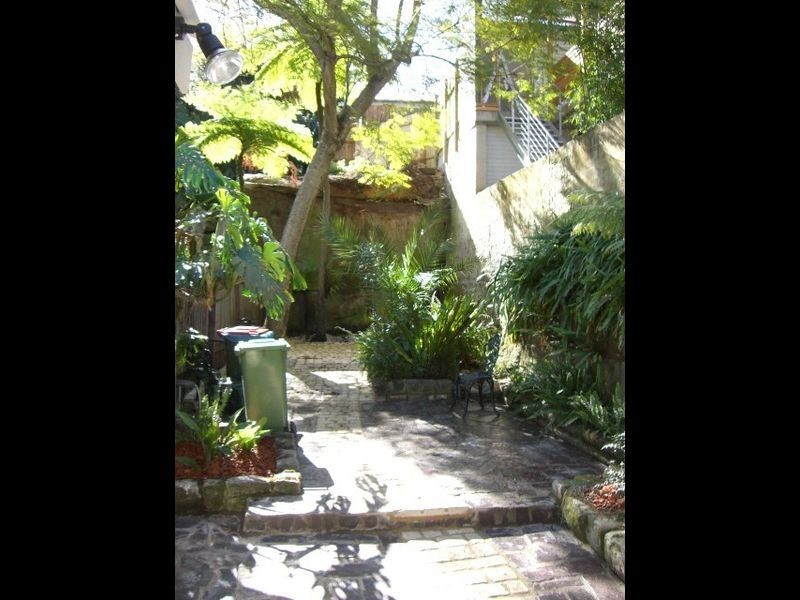 11 Creek Street, Forest Lodge NSW 2037