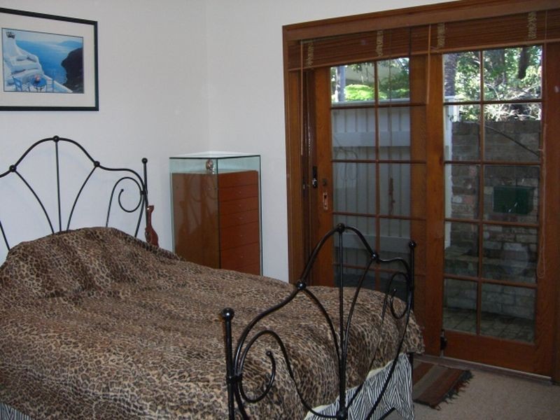 11 Creek Street, Forest Lodge NSW 2037