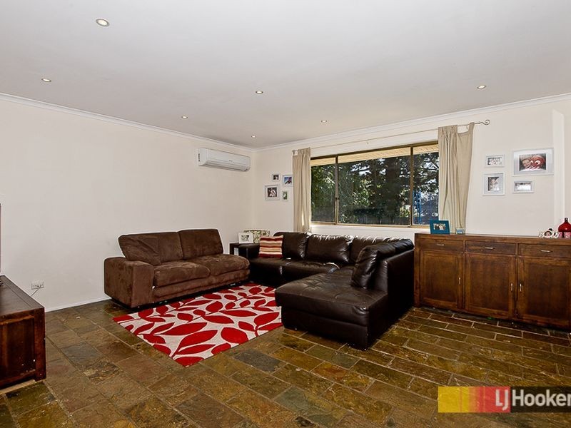 15 Victoria Court, Petrie QLD 4502