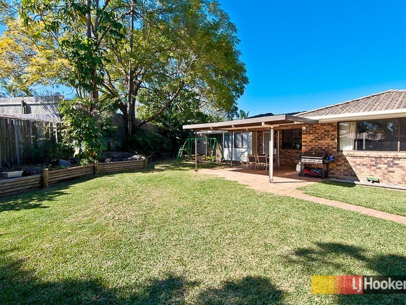 15 Victoria Court, Petrie QLD 4502