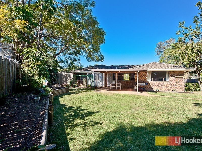 15 Victoria Court, Petrie QLD 4502