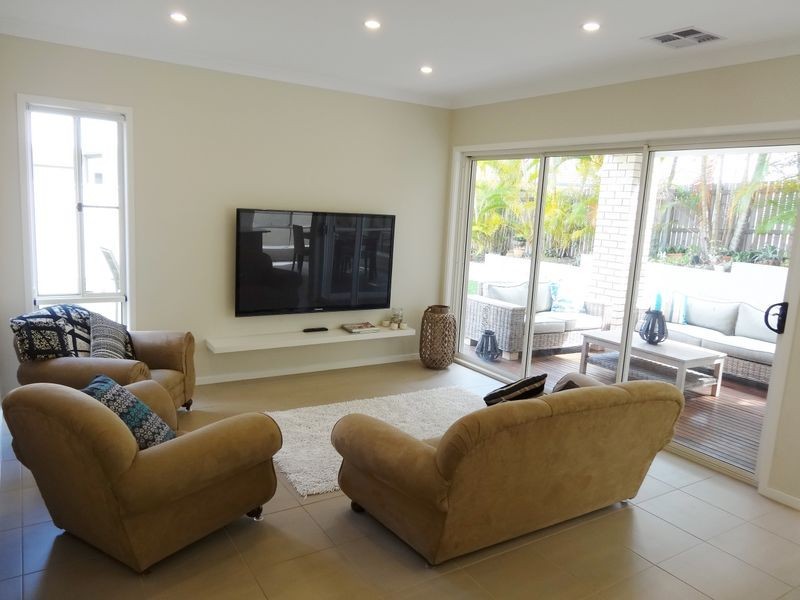 9 Poznik Close, Bracken Ridge QLD 4017