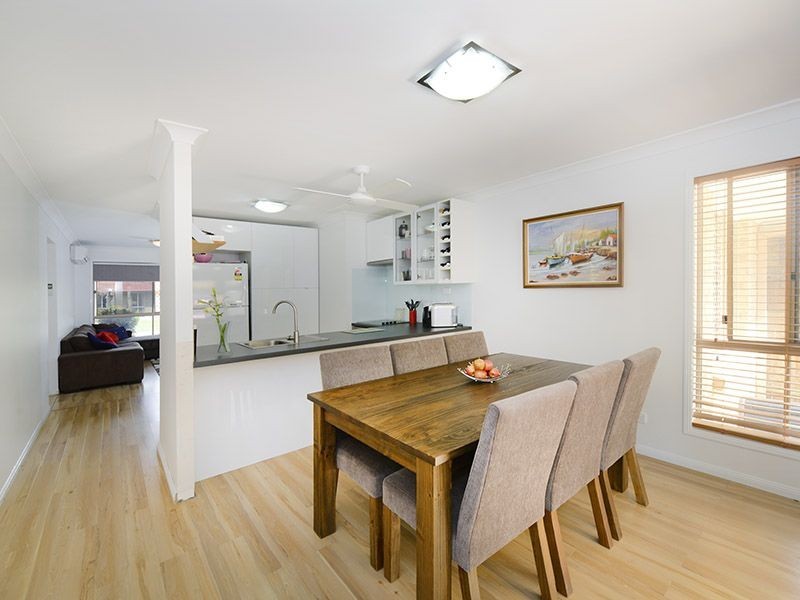2/24 Wodala Crescent, Bracken Ridge QLD 4017