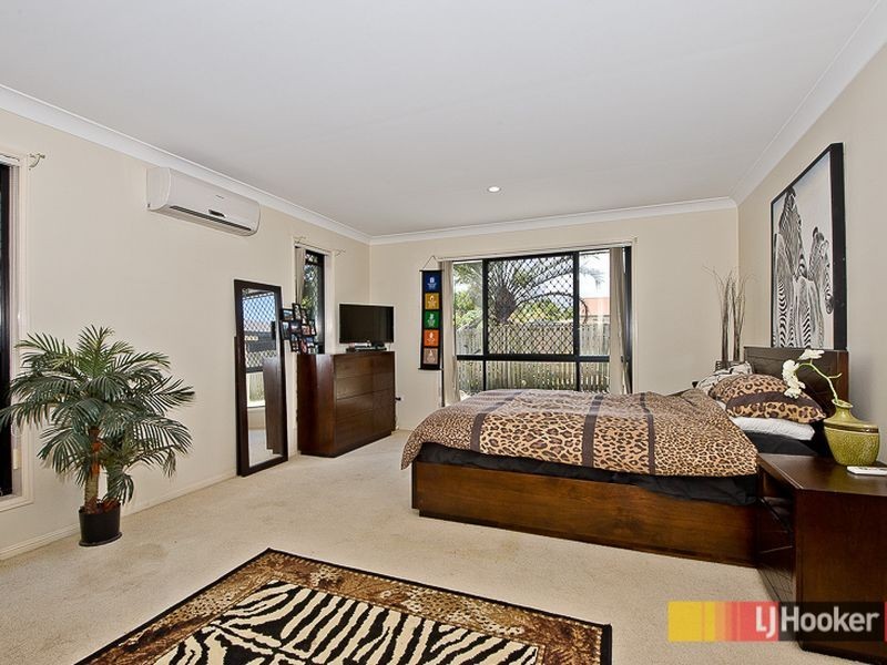 27 Johnston Place, Bracken Ridge QLD 4017