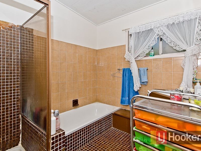 4 Pooncarie Street, Bracken Ridge QLD 4017