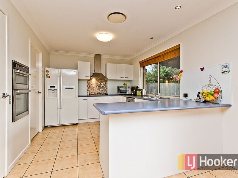 8 Greening Place, Bracken Ridge QLD 4017