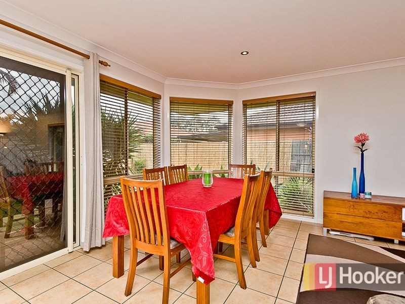 8 Greening Place, Bracken Ridge QLD 4017