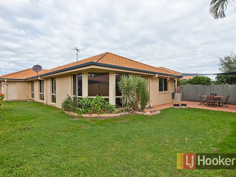 8 Greening Place, Bracken Ridge QLD 4017