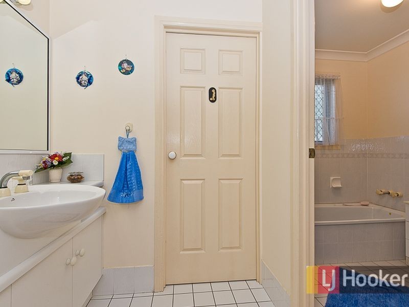 1 Somerton Street, Bracken Ridge QLD 4017