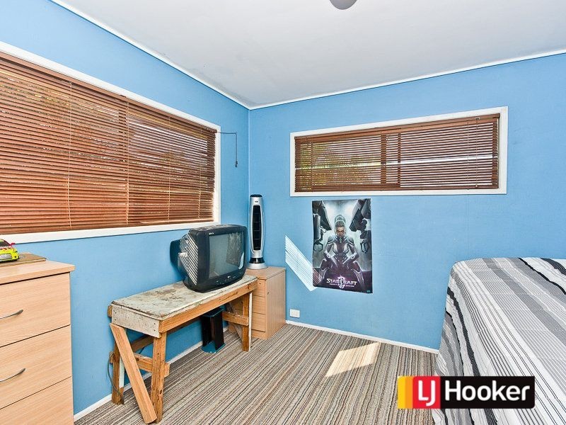 28 Lavercombe Drive, Kallangur QLD 4503