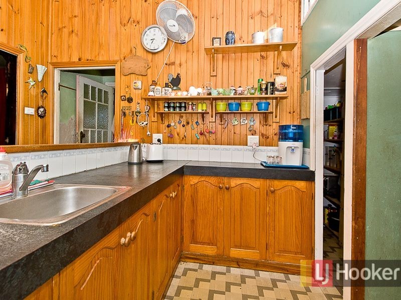 85 Strathmore Street, Kedron QLD 4031