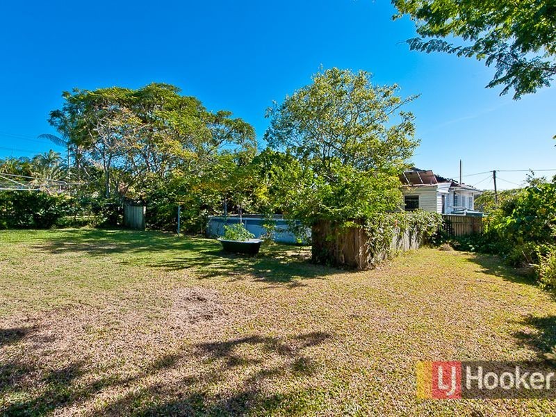 85 Strathmore Street, Kedron QLD 4031