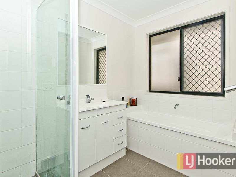 2 Tourmaline Circuit, Mango Hill QLD 4509