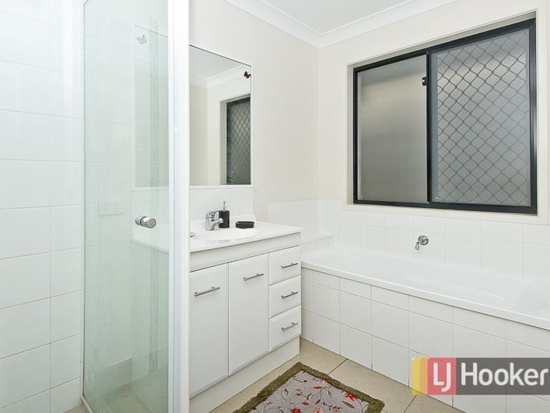 28 Tourmaline Circuit, Mango Hill QLD 4509