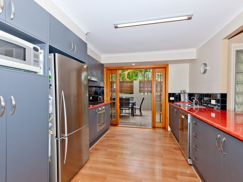 10 Bronwyn Street, Bracken Ridge QLD 4017