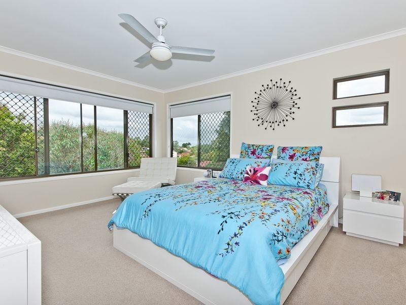 10 Bronwyn Street, Bracken Ridge QLD 4017