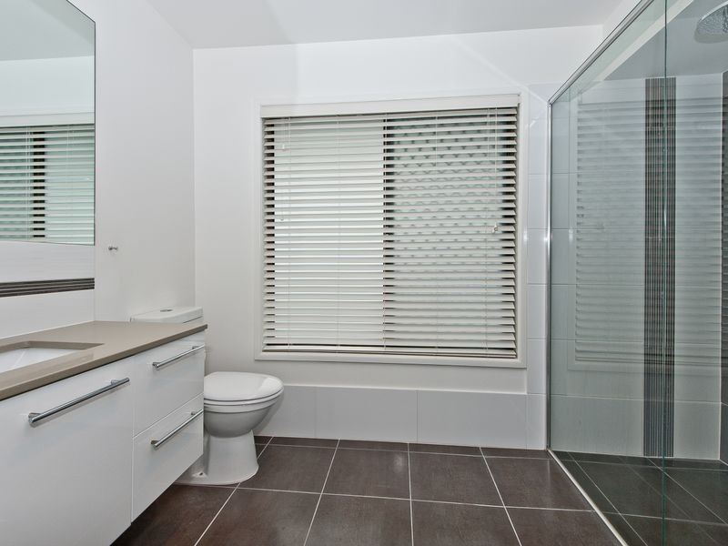 10 Bronwyn Street, Bracken Ridge QLD 4017