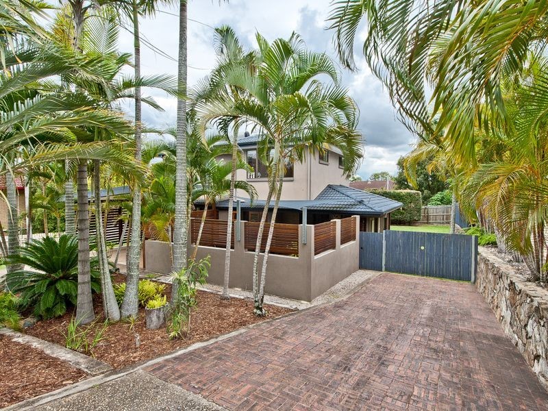 10 Bronwyn Street, Bracken Ridge QLD 4017