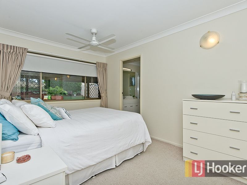 1 Bronwyn Street, Bracken Ridge QLD 4017